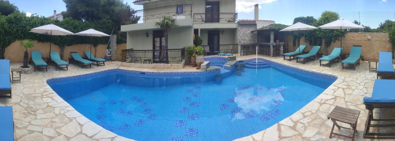 Xenonas Κithαiron Vília Exterior foto